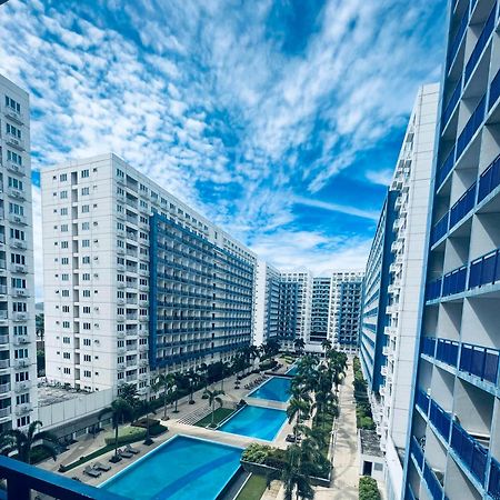 Sea Residences Moa-Eric Apartments Манила Экстерьер фото